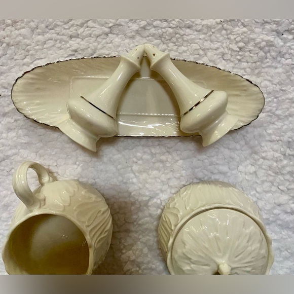 🔥Lenox COTTAGE Embossed 6 Piece Set - 24k Gold Trim🔥 - Picture 5 of 5